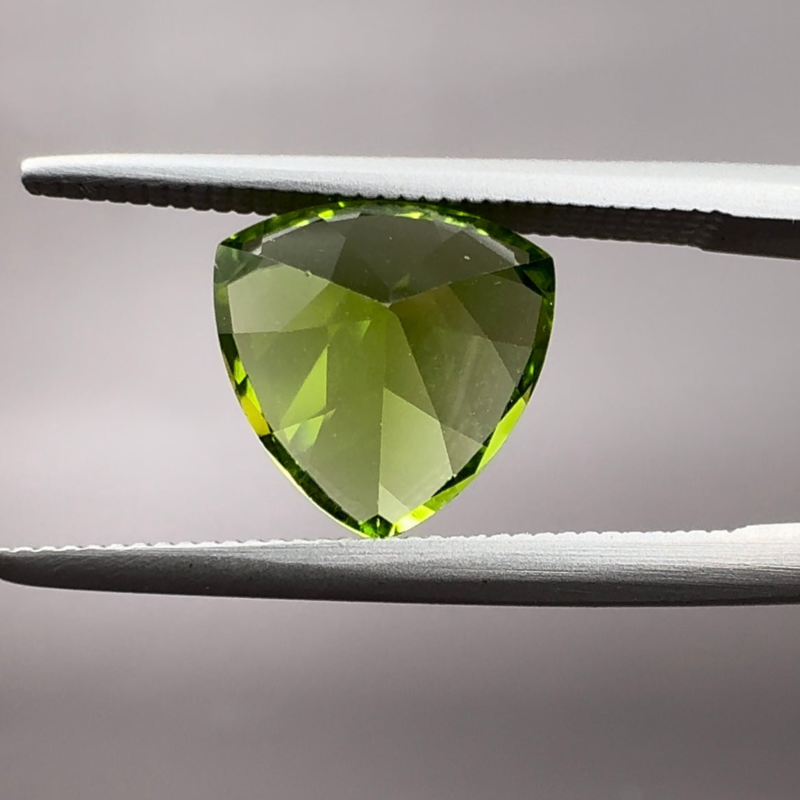 3.75ct 10mm Trillion Cut Peridot Loose Natural Gemstone