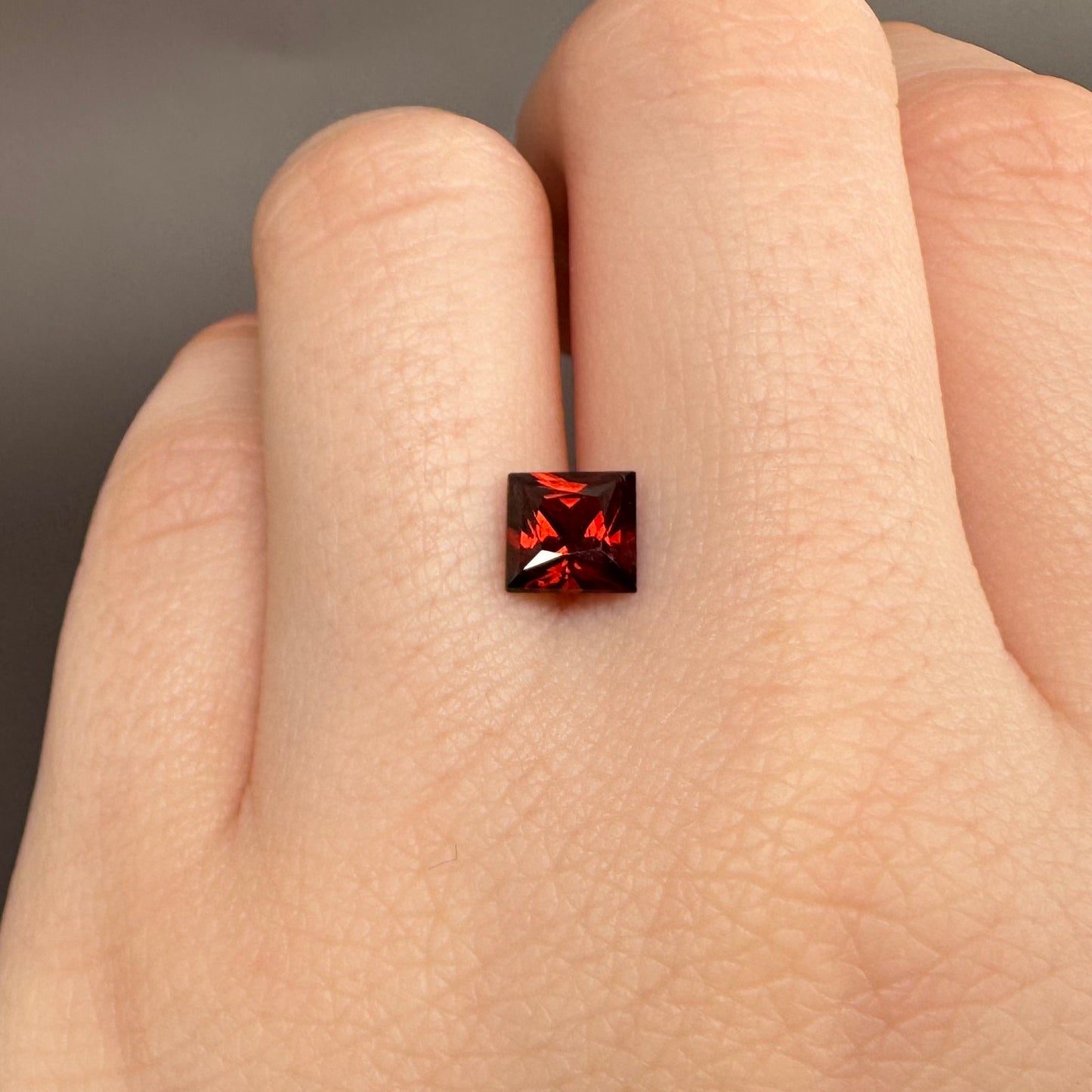 Red Square Natural Zircon 6x6 1.5 Ct